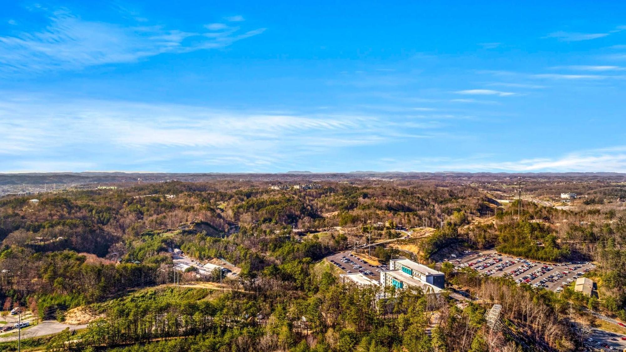 Near Dollywood Updated - Pinecrest Townhomes Pigeon Forge Buitenkant foto